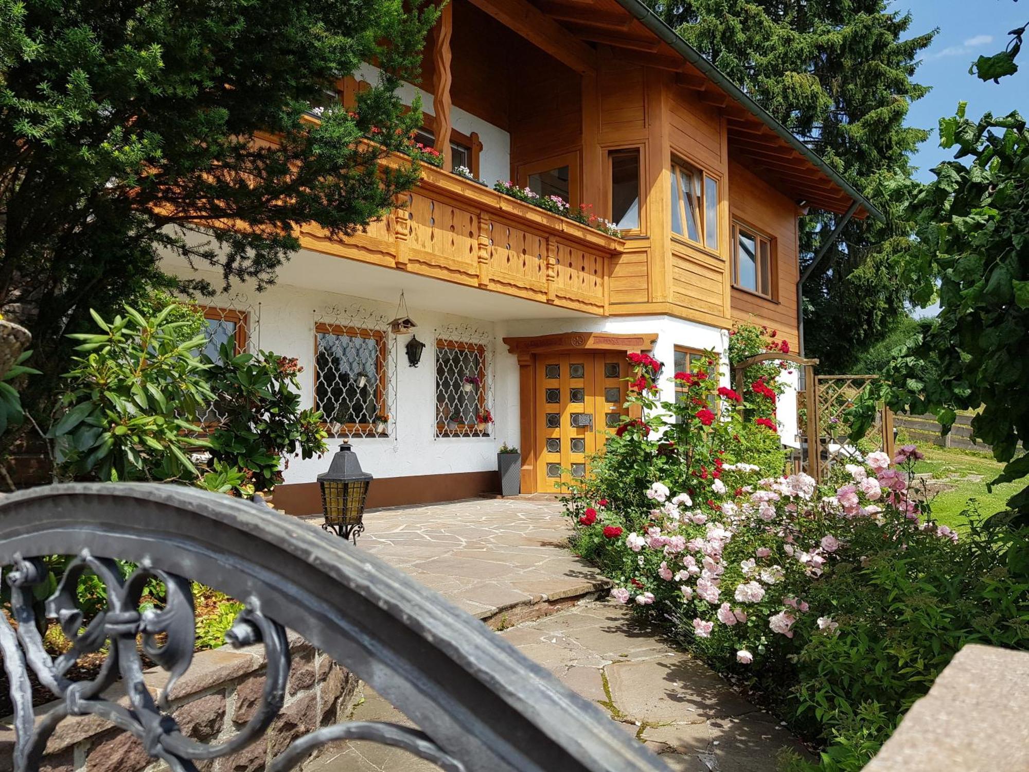 Ferienwohnung Schlossberg 1 パイティンク エクステリア 写真